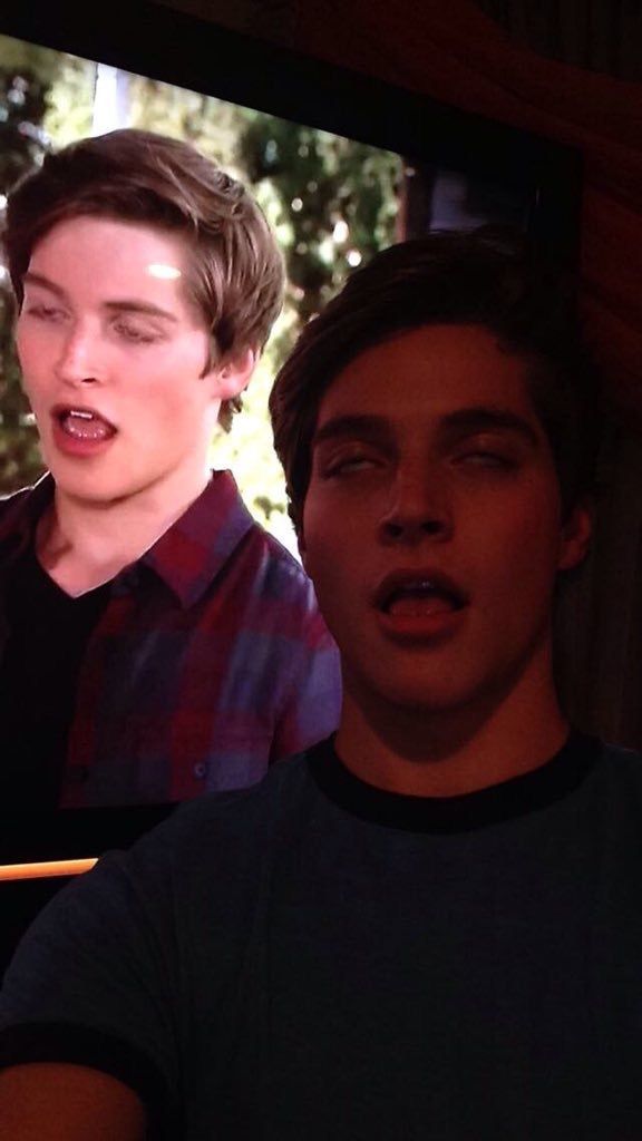 b23d448d5c5f427f718638d267fc655c--froy-gutierrez-actors.jpg