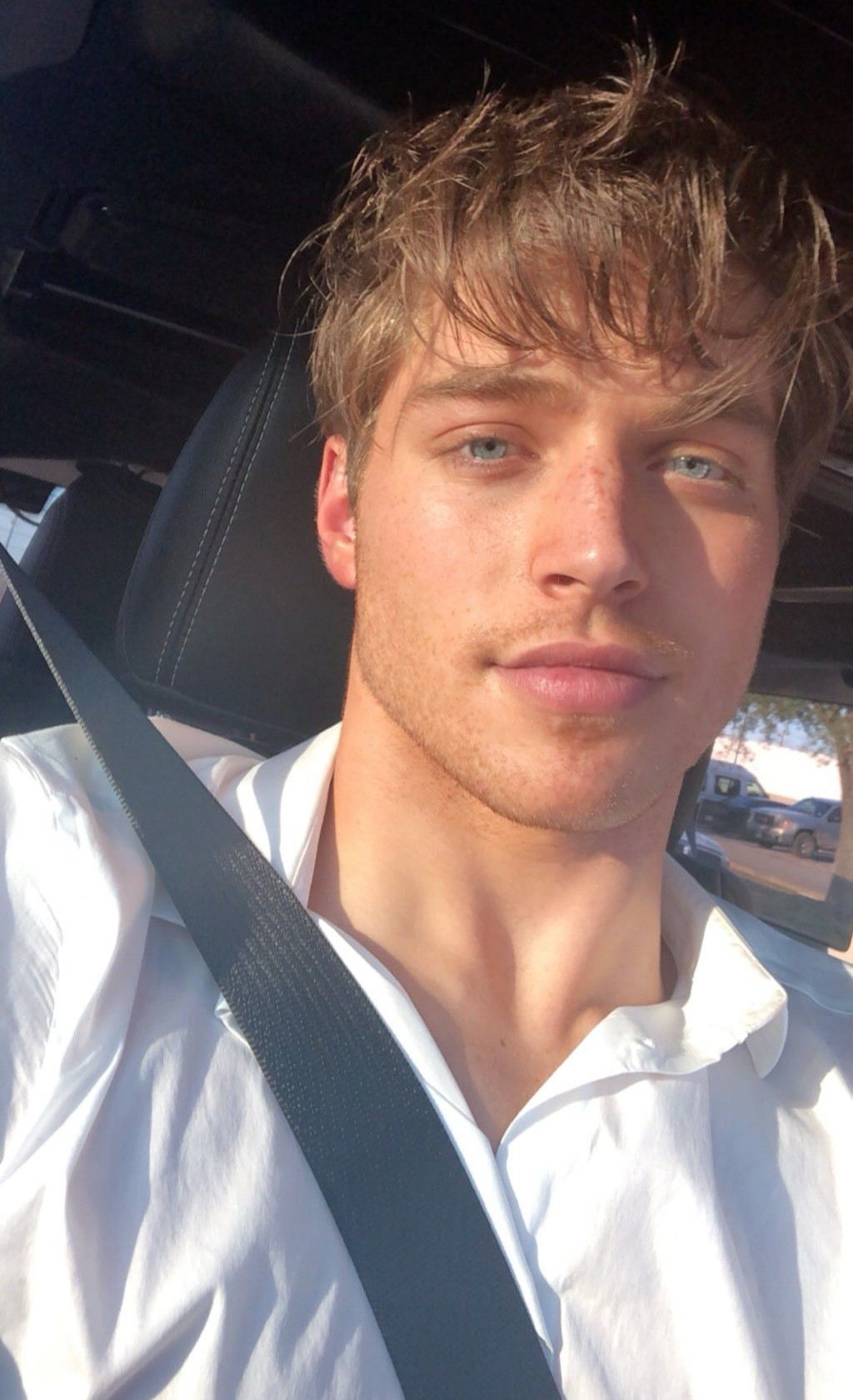 froy_2019_11_16_17_06_18~01.jpg
