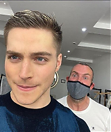 froy_s_instagram_2021-5-4_story.jpg